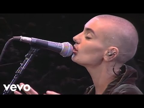 Sinead O&#039;Connor - Nothing Compares 2 U (Live)