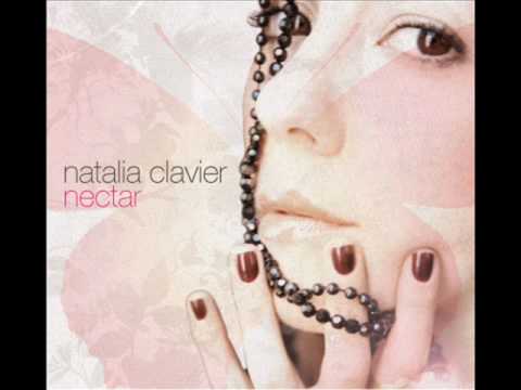 Natalia Clavier - Dormida