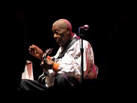BB King , &quot; Rock Me, Baby &quot; May 28 , 2014 , LC , Columbus Ohio